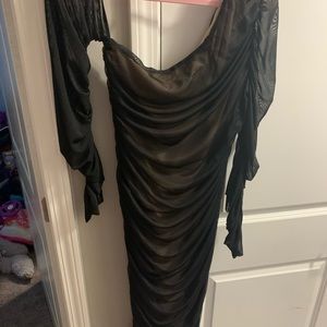 Venus dress size XL